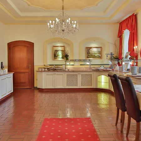 מלון Unter Den Linden קרמס אן דר דונאו