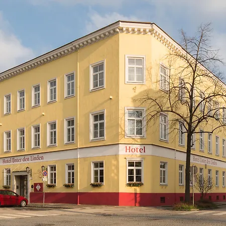 Unter Den Linden מלון 4*