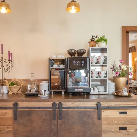 Unter Den Linden 4* קרמס אן דר דונאו