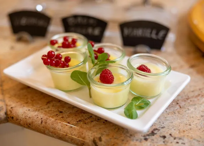 Hotel Unter Den Linden 4*