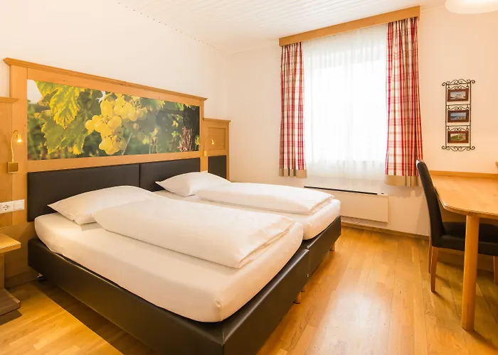 菩提树大道酒店 酒店 4*