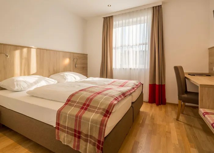 菩提树大道酒店 多瑙河畔克雷姆斯