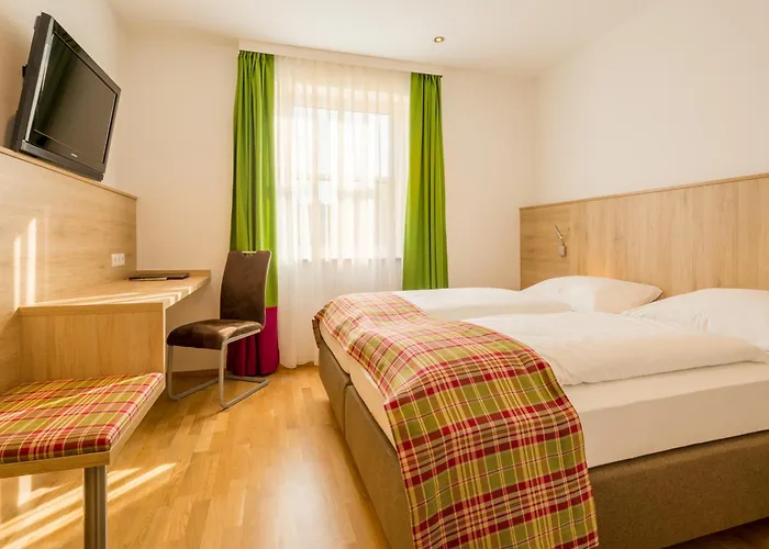 Unter Den Linden Hotel 4*